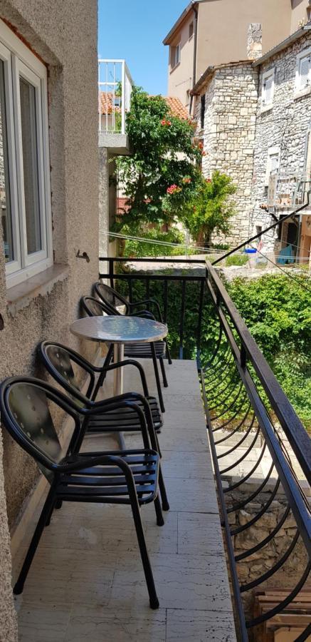 Old Town Apartment Medulin Habitación foto